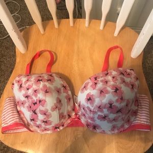 Floral print bra